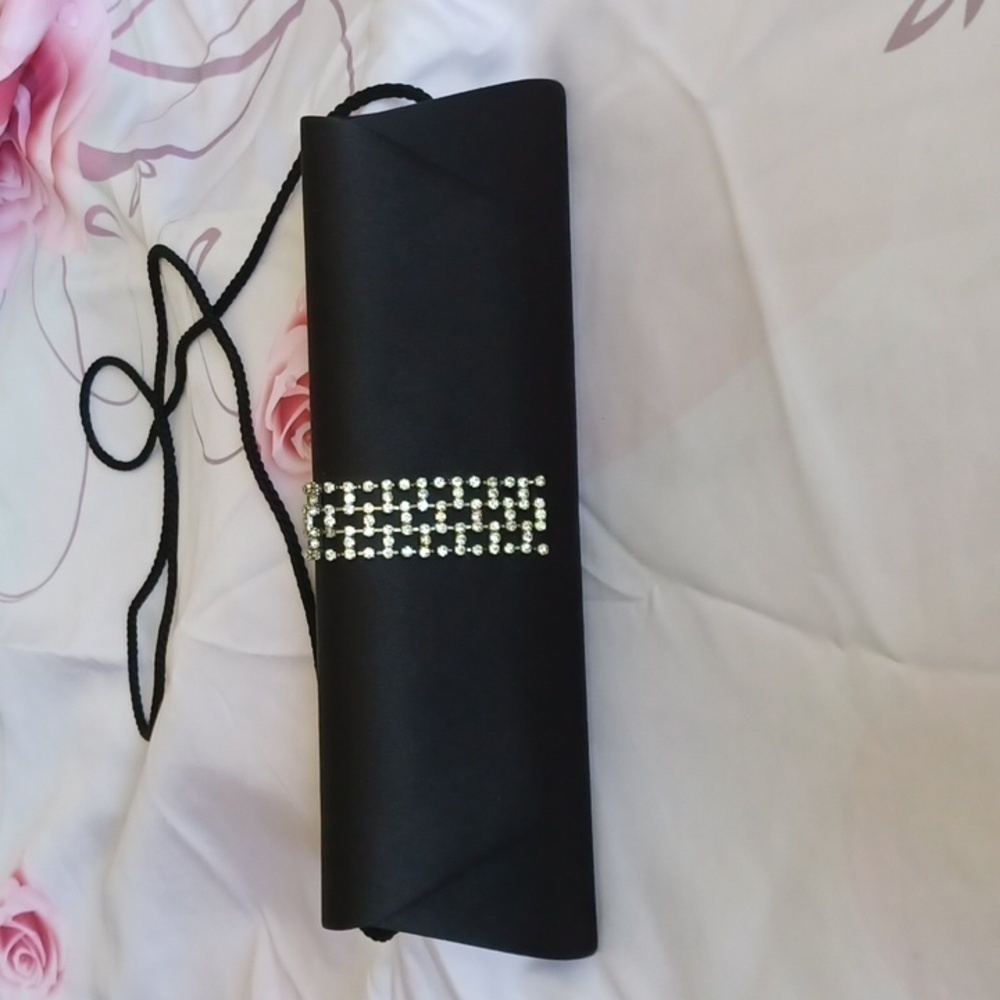 Valerie Stevens clutch bag